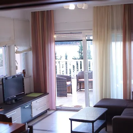 Ljubicic 1620 Appartement *