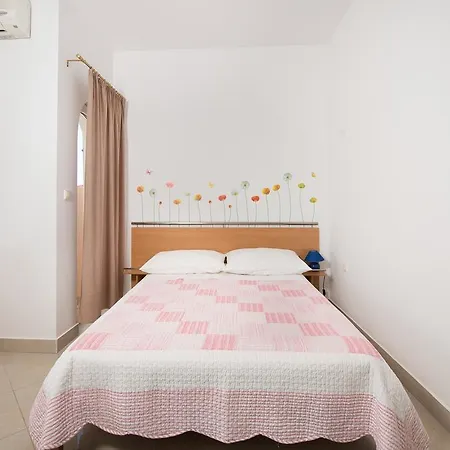 Appartement Ljubicic 1620 Rogoznica (Sibenik-Knin)