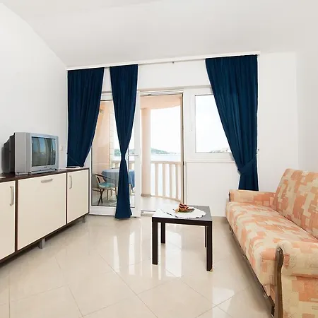 Ljubicic 1620 Appartement Rogoznica (Sibenik-Knin)
