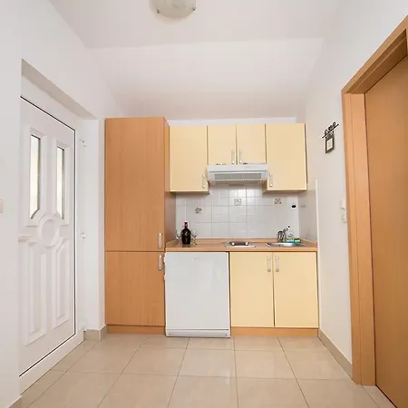Ljubicic 1620 Appartement Rogoznica (Sibenik-Knin)