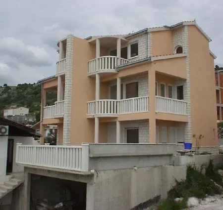 Ljubicic 1620 Rogoznica (Sibenik-Knin)