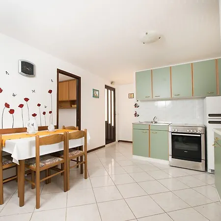 Appartement Ljubicic 1620 *